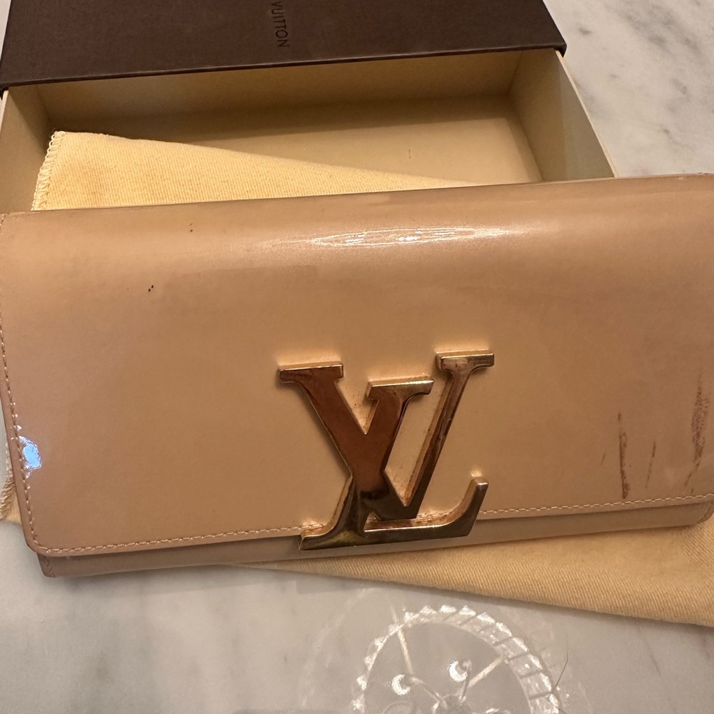 Louis Vuitton Vintage Wallet with Gold Logo Clasp